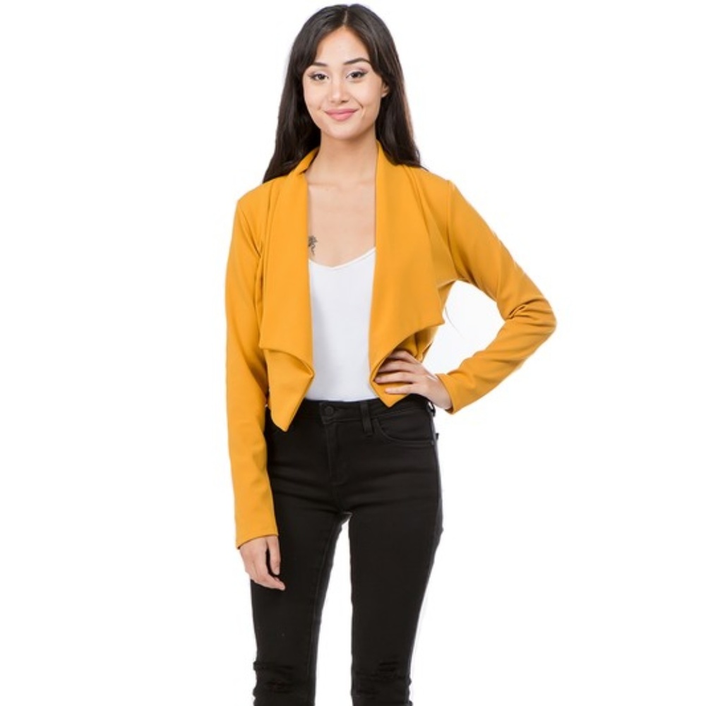 🚨Cropped blazer🚨